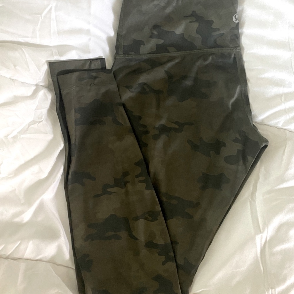 Lululemon Wunder Under Luxtreme Camo